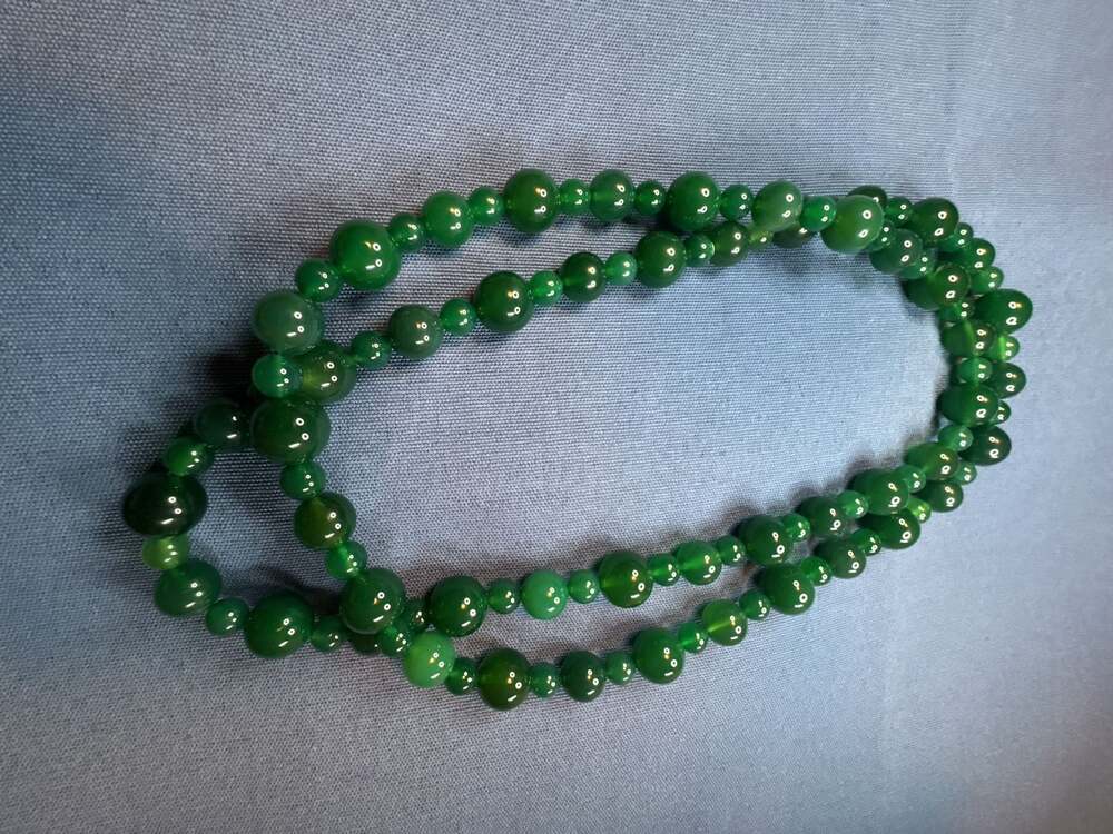 Jay King Graduated Green Jade Beaded Necklace - Picture 3 of 3